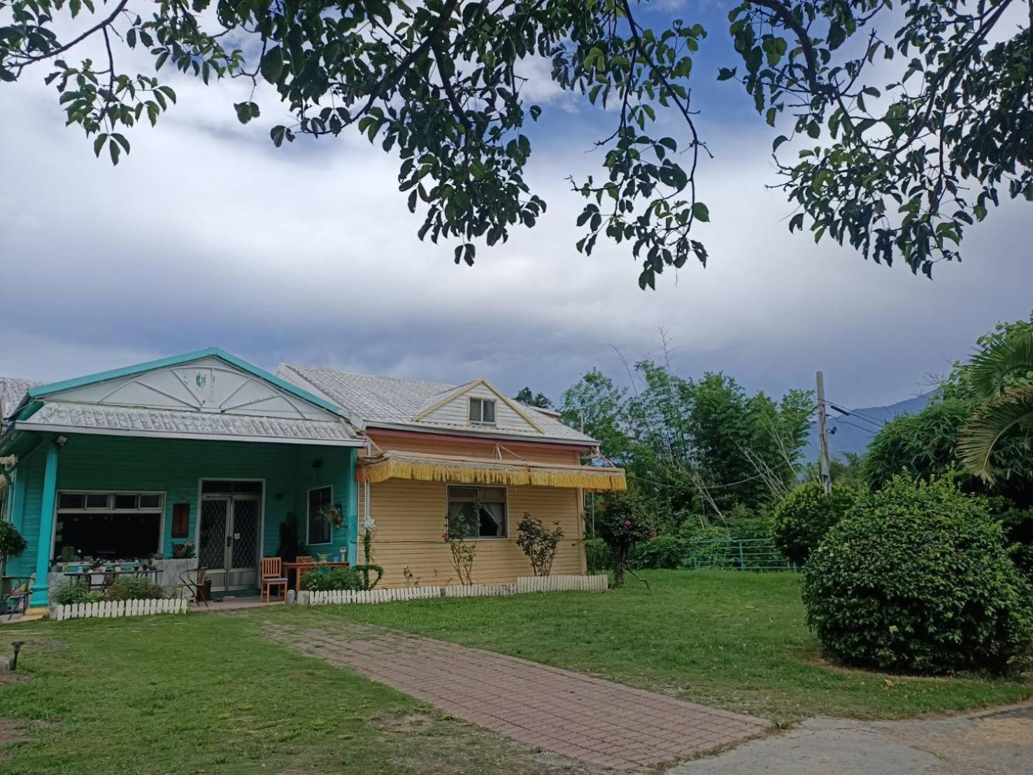 Hotel 十畝田山莊會館 Chishang Exterior foto